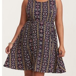 4X Torrid GEO PRINT CHALLIS BOW BACK TANK DRESS